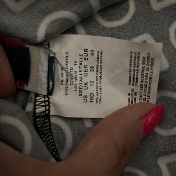 Jamaica Bay B&W Geometric Print Extra Support Tankini Top size 10D - Picture 5 of 5